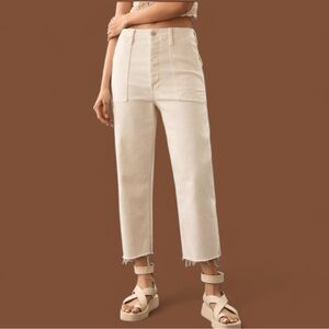 MOTHER PATCH POCKET PRIVATE ANKLE FRAY WASH:
CREAM PUFFS BUTTON FRONT SIZE 27